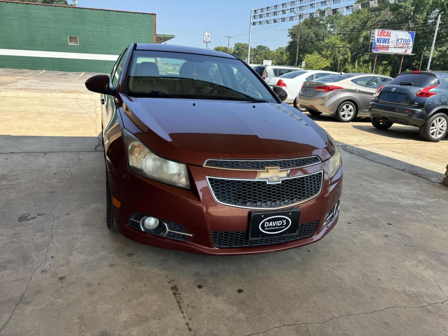 2012 BEIGE Chevrolet Cruze 2LT (1G1PG5SC3C7) with an 1.4L L4 DOHC 16V TURBO engine, 6-Speed Automatic transmission, located at 307 West Marshall Avenue, Longview, TX, 75601, (903) 753-3091, 32.500828, -94.742577 - Photo#2