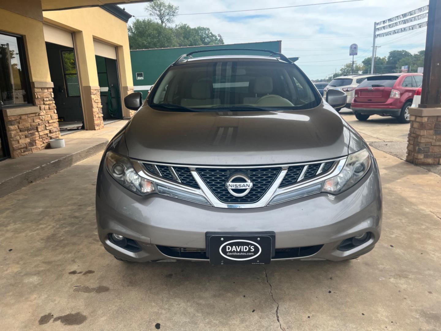 2012 GRAY Nissan Murano SV (JN8AZ1MU1CW) with an 3.5L V6 DOHC 24V engine, Continuously Variable Transmission transmission, located at 307 West Marshall Avenue, Longview, TX, 75601, (903) 753-3091, 32.500828, -94.742577 - Photo#0