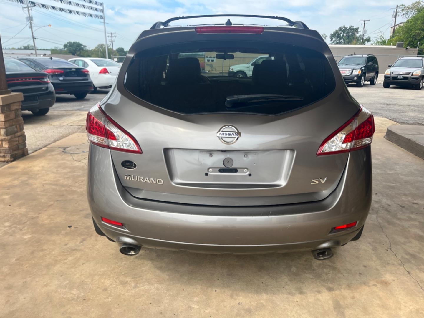 2012 GRAY Nissan Murano SV (JN8AZ1MU1CW) with an 3.5L V6 DOHC 24V engine, Continuously Variable Transmission transmission, located at 307 West Marshall Avenue, Longview, TX, 75601, (903) 753-3091, 32.500828, -94.742577 - Photo#3