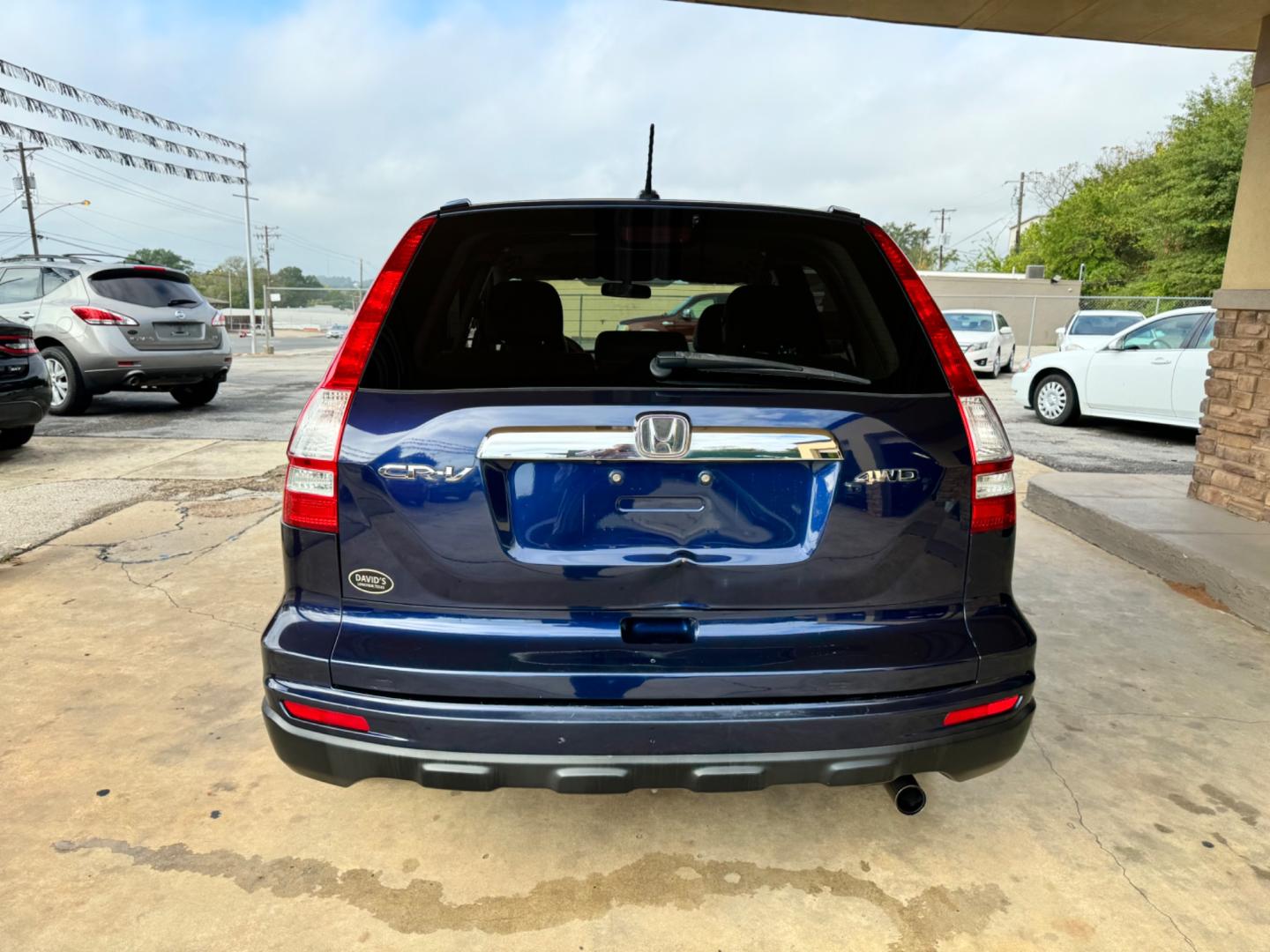 2011 BLUE Honda CR-V EX-L 4WD 5-Speed AT (5J6RE4H70BL) with an 2.4L L4 DOHC 16V engine, 5-Speed Automatic transmission, located at 307 West Marshall Avenue, Longview, TX, 75601, (903) 753-3091, 32.500828, -94.742577 - Photo#3