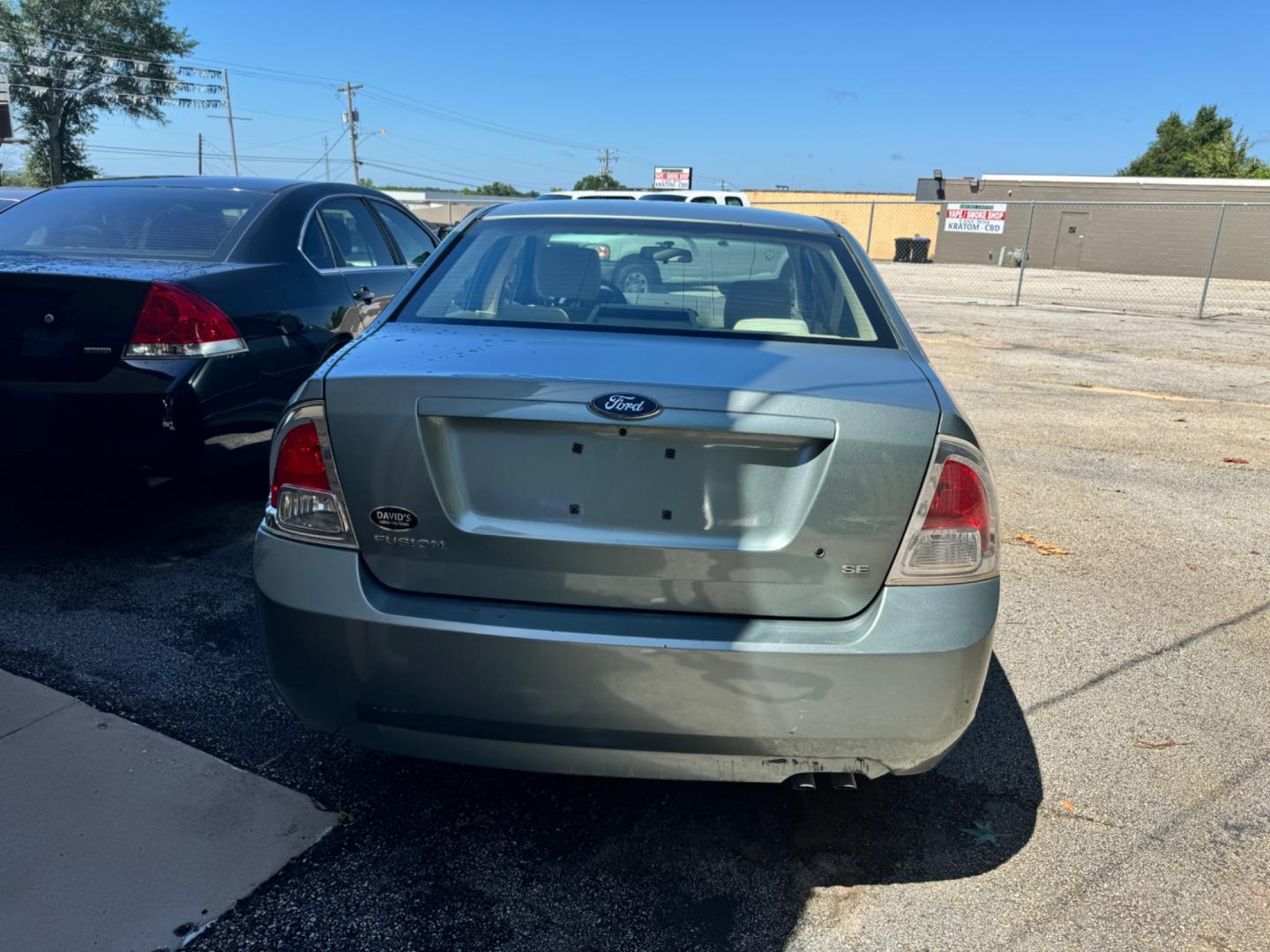 2006 GREEN Ford Fusion (3FAHP07ZX6R) , located at 307 West Marshall Avenue, Longview, TX, 75601, (903) 753-3091, 32.500828, -94.742577 - Photo#6