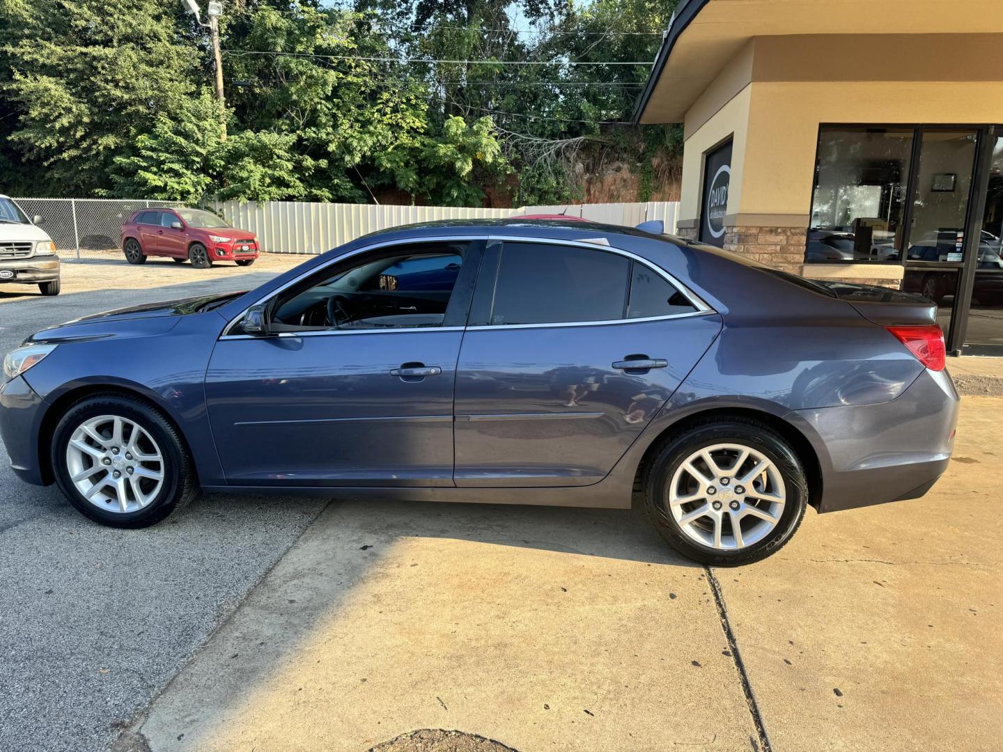 2013 Chevrolet Malibu 1LT (1G11C5SA2DF) with an 2.5L L4 DOHC 16V engine, 6-Speed Automatic transmission, located at 307 West Marshall Avenue, Longview, TX, 75601, (903) 753-3091, 32.500828, -94.742577 - Photo#2