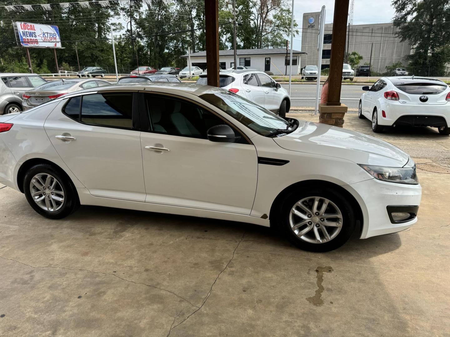 2013 White Kia Optima LX MT (5XXGM4A74DG) with an 2.4L L4 DOHC 16V engine, located at 307 West Marshall Avenue, Longview, TX, 75601, (903) 753-3091, 32.500828, -94.742577 - Photo#1